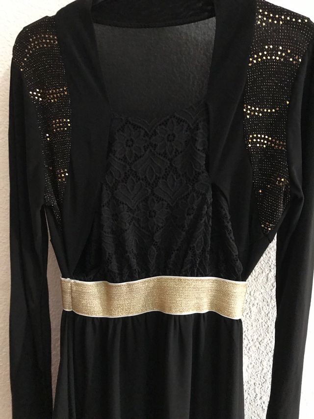 Vestido fiesta talla M color negro.
