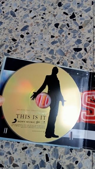 Michael Jackson's This is it