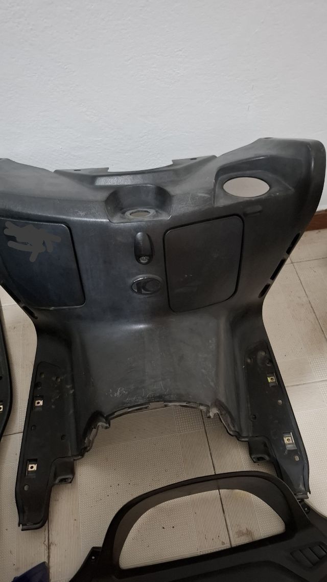 Tapa interior kimco xciting 250o 500cc