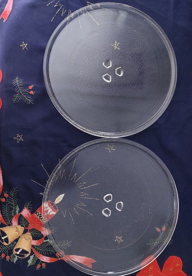 2 platos de microondas