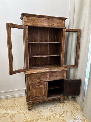 ANTIGUA VITRINA DE MADERA RUSTICA