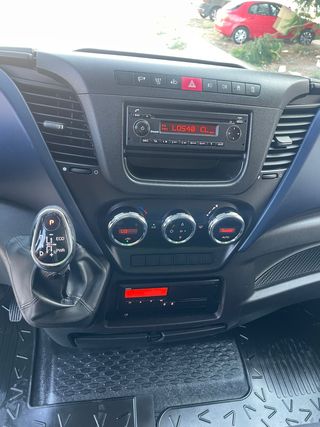 IVECO  DAILY 72C18 PAQUETERO