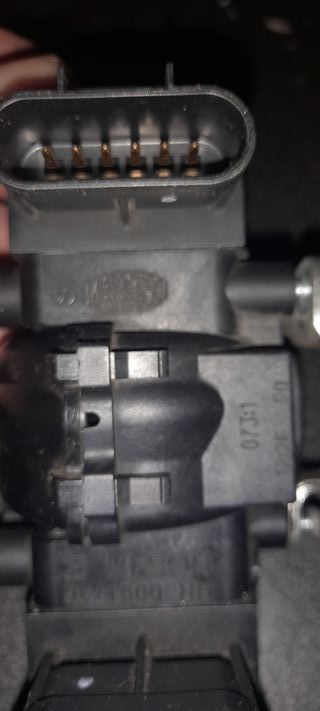 Sensor de control del acelerador Aprilia