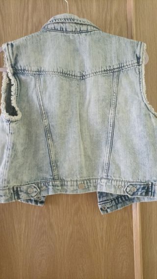 Chaleco vaquero Pull and Bear