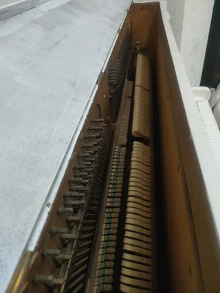 Piano de madera