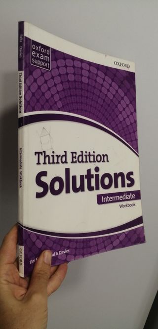 Solutions B1+ Student's Book y Workbook