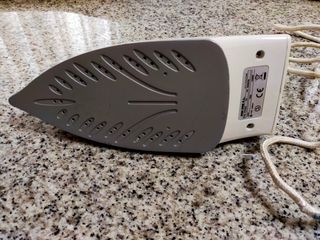 Plancha de vapor Ufesa, 2200 w