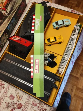 Circuito Scalextric RC28