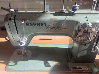 Maquina de coser refrey