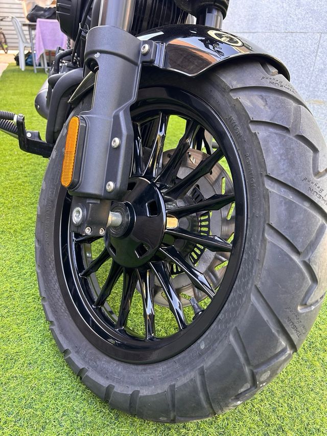 Keeway V-Cruise 125cc. REGALO CASCO