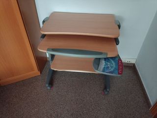 Mesa para ordenador ACTIU
