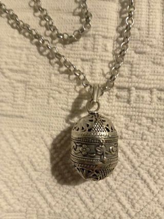 Collana con ciondolo