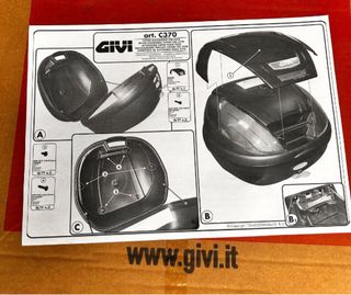 Tapa baul moto givi  BLANCO Yamaha std