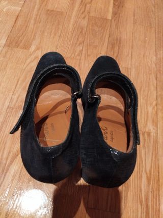 Zapato azul marino oscuro número 36-37