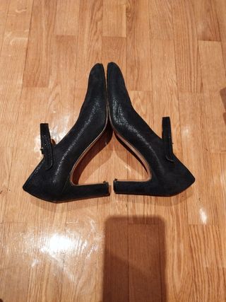 Zapato azul marino oscuro número 36-37