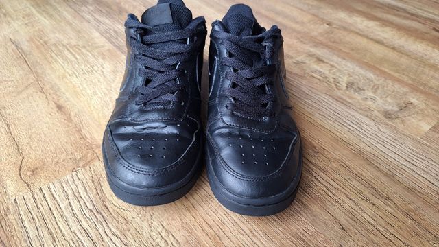 Nike Court Borough Low 37,5