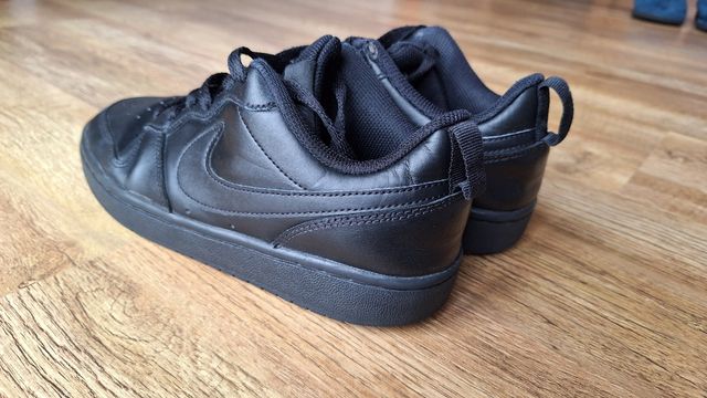 Nike Court Borough Low 37,5