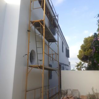 Se pintan todo tipos de fachada y interiores