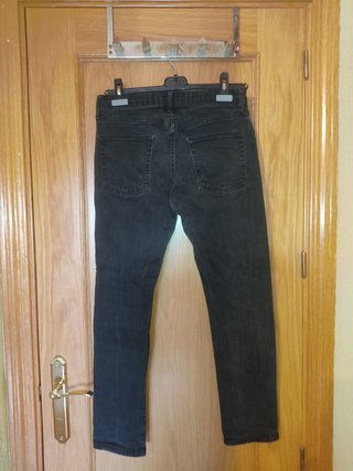 Pantalón vaquero negro hombre