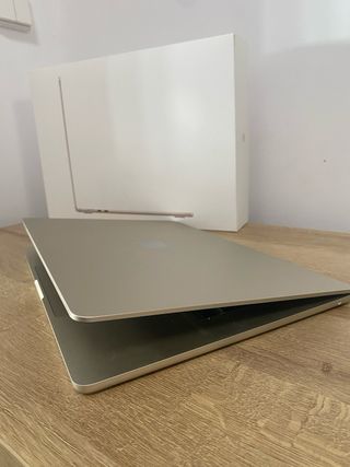 Macbook Air M2. 15 pulgadas 2023