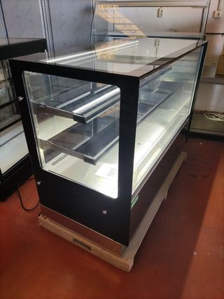 VITRINA REFRIGERADA PASTELERA NUEVA