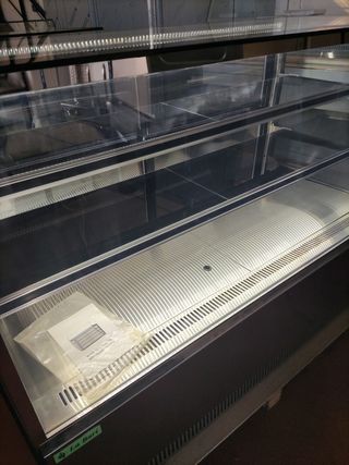 VITRINA REFRIGERADA PASTELERA NUEVA
