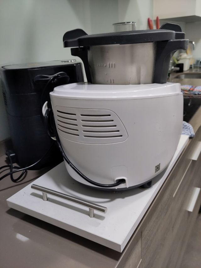 Robot de cocina monsieur Cuisine connect