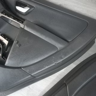 VOLVO XC90. PANELES INTERIORES PUERTAS