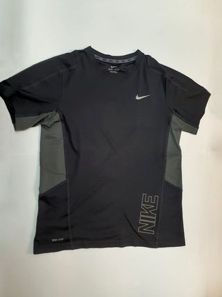 conjunto de camisetas