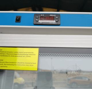 CA🍳 Armario Expositor Ref. de 470 Lts