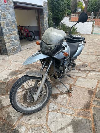 BMW F650 GS 2004 Etiqueta B
