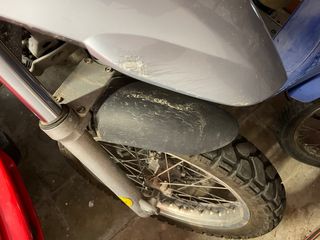 BMW F650 GS 2004 Etiqueta B