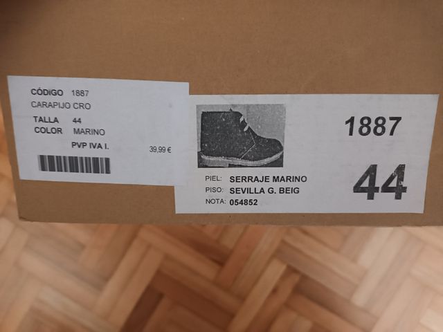 Botas de piel número 44 sin estrenar