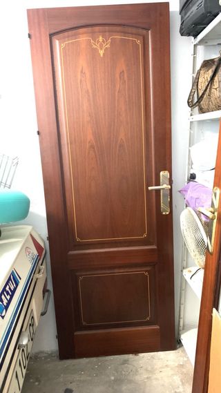 Puerta de roble de paso. Excelente calidad.