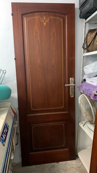 Puerta de roble de paso. Excelente calidad.