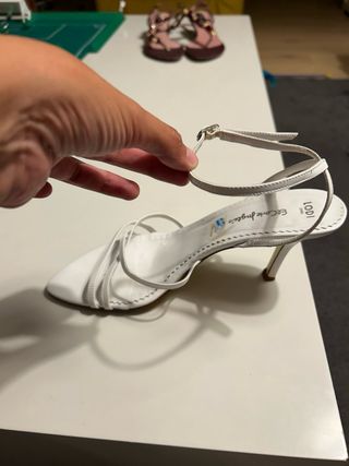 Sandalias de tacon blanco