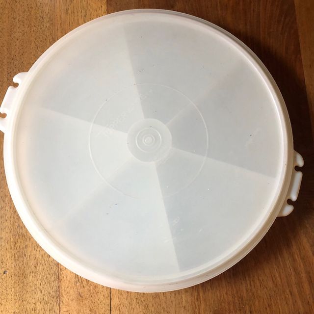 TUPPERWARE Y TAPA PARA HACER TORTILLA