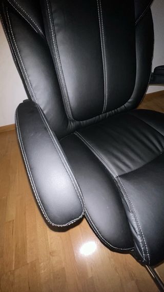 Silla de oficina reclinable con reposapies