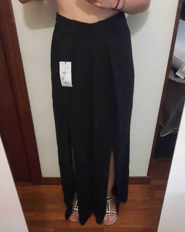Pantalón ligero con aperturas Stradi