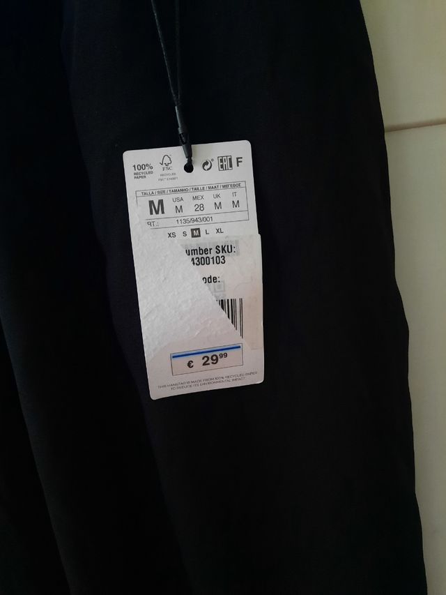 Pantalón ligero con aperturas Stradi