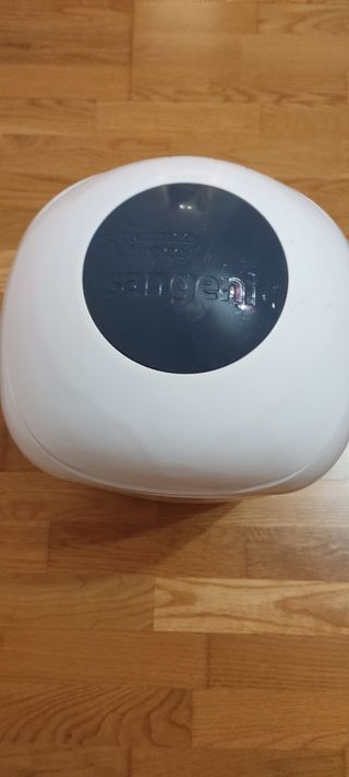 Cubo de basura pañales