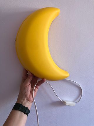 Lámpara Luna de IKEA. Lámpara infantil de pared