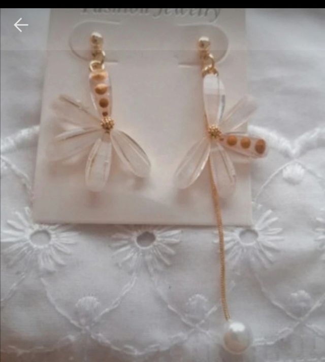 Pendientes de resina