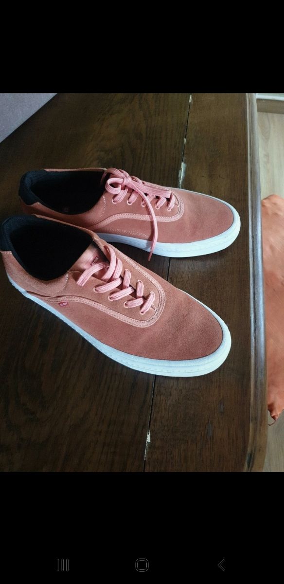 Zapatillas Globe Rosa Salmon