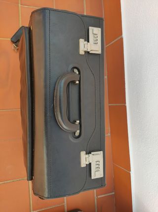Maletín seguridad porta documentos