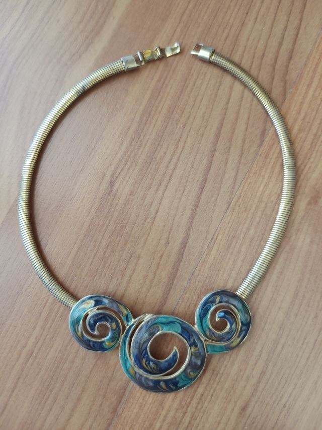 Collar fantasia vintage antiguo