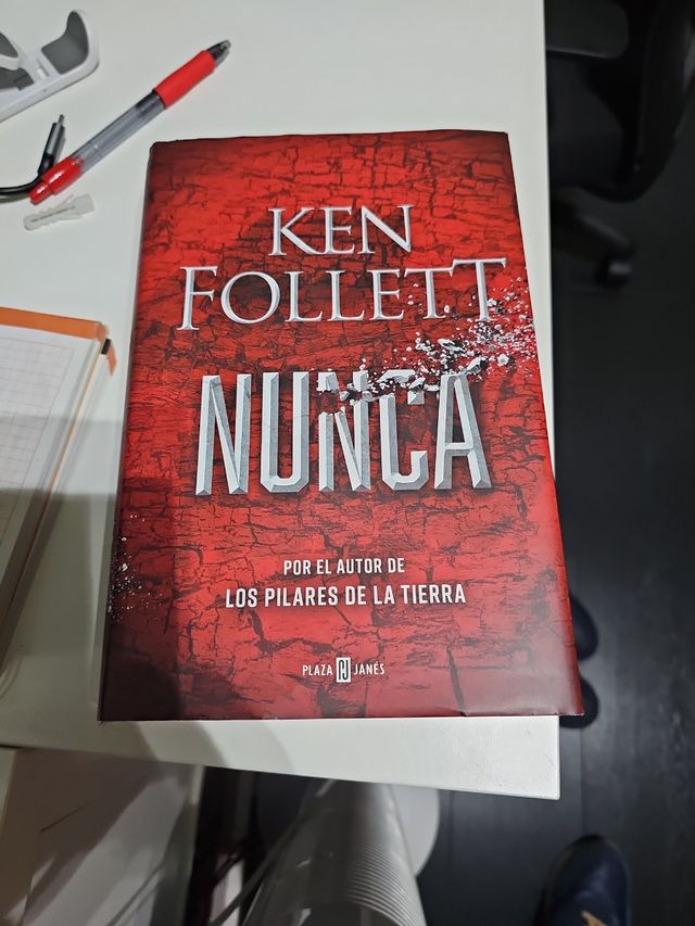 Ken Follett. NUNCA