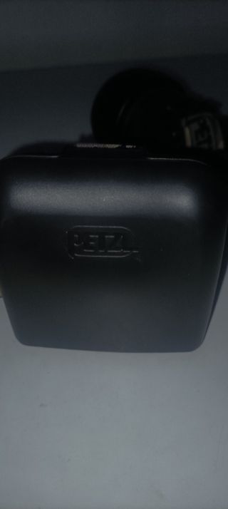 Linterna Petzl militar vintage 