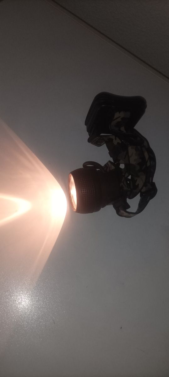 Linterna Petzl militar vintage 