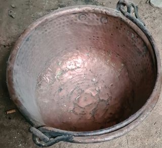 Calderón cobre antiguo